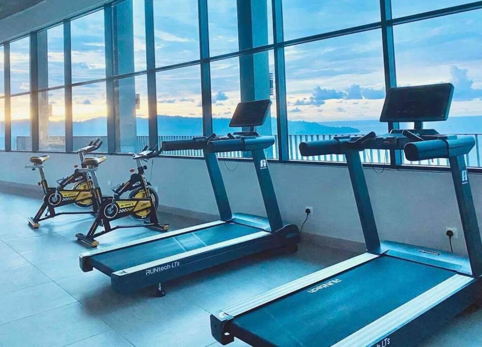 Jesselton Quay,2Br,4-5Pax,Mountain View Leilighet Kota Kinabalu Eksteriør bilde